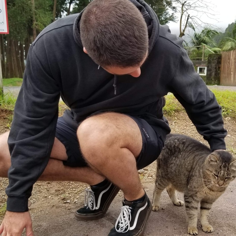 Meet your Posher, Joe